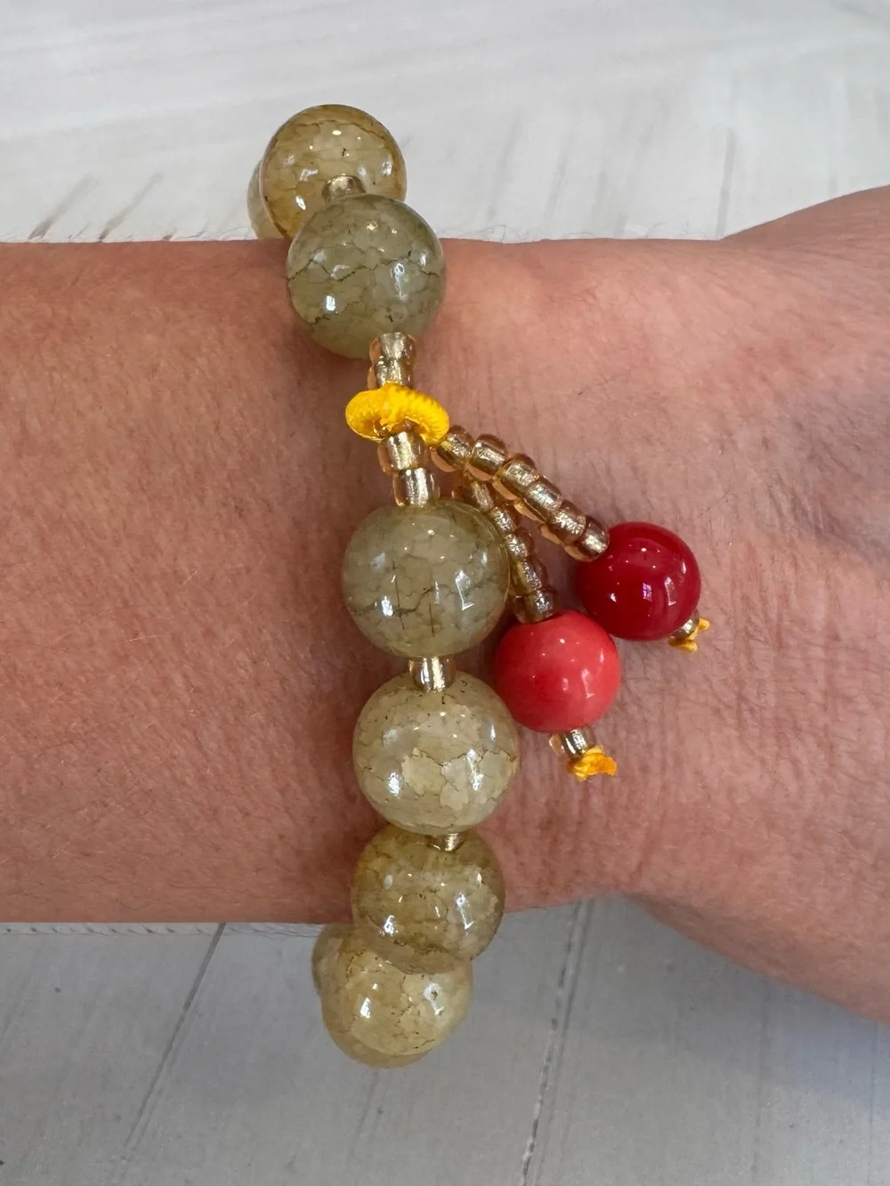Green & Brown Dragon Vein Agate-Style Beaded Stretch Bracelet w/Red Dangle Charm